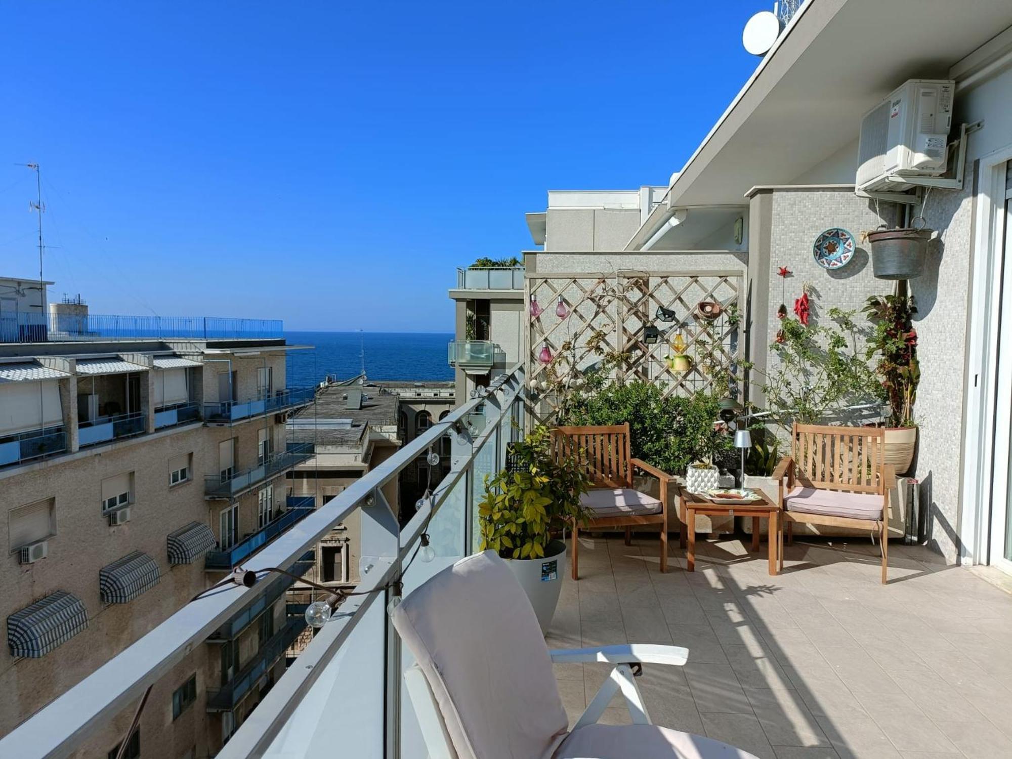 Apartamento La Dimora Vista Mare Bari Exterior foto